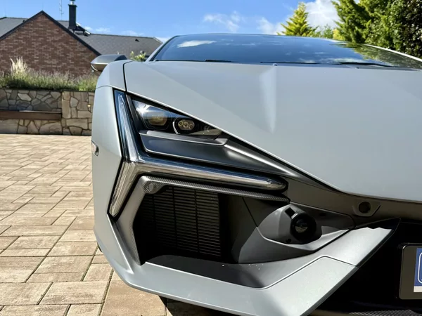 Lamborghini Revuelto - foto 53