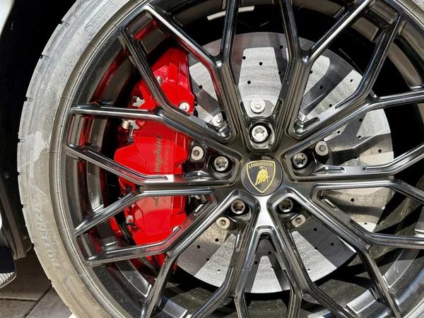 Lamborghini Revuelto - foto 55