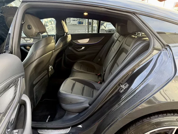 Mercedes-Benz AMG GT 63 4MATIC+ - foto 12