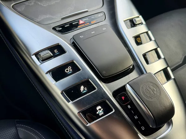 Mercedes-Benz AMG GT 63 4MATIC+ - foto 32