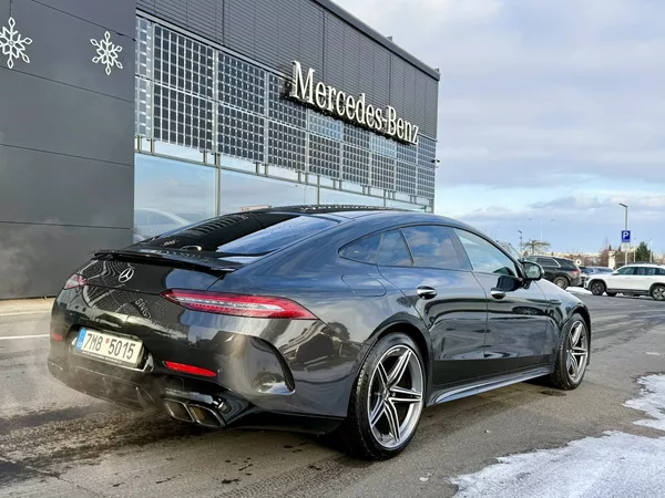 Mercedes-Benz AMG GT 63 4MATIC+ - foto 7
