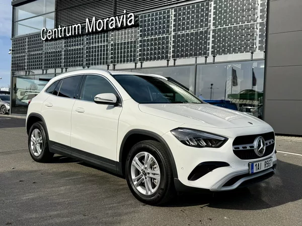 Mercedes-Benz GLA 220 4MATIC