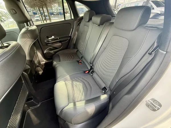 Mercedes-Benz GLA 220 4MATIC - foto 14
