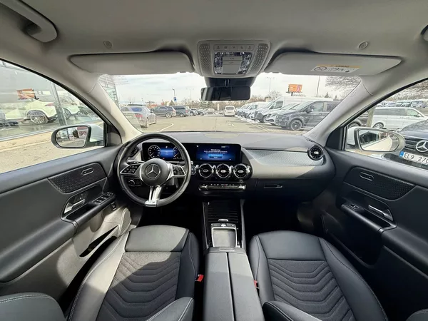 Mercedes-Benz GLA 220 4MATIC - foto 17