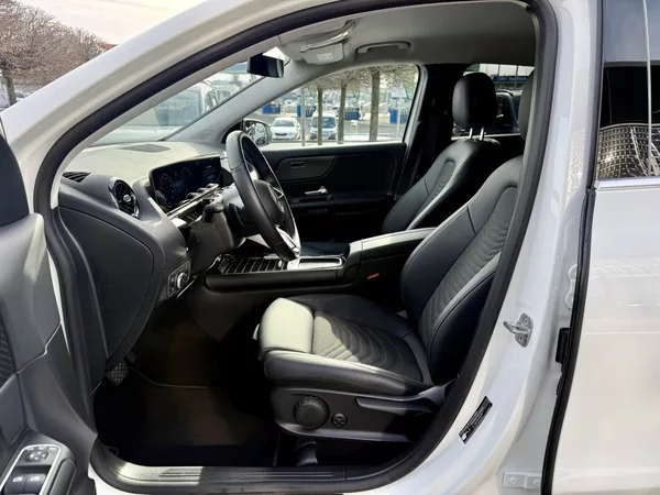 Mercedes-Benz GLA 220 4MATIC - foto 21