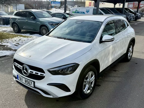 Mercedes-Benz GLA 220 4MATIC - foto 38