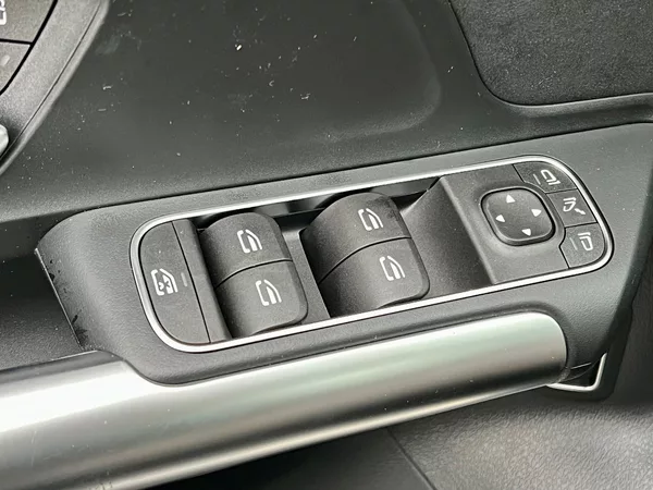 Mercedes-Benz GLA 200 d 4MATIC Edition 140 Years - foto 25
