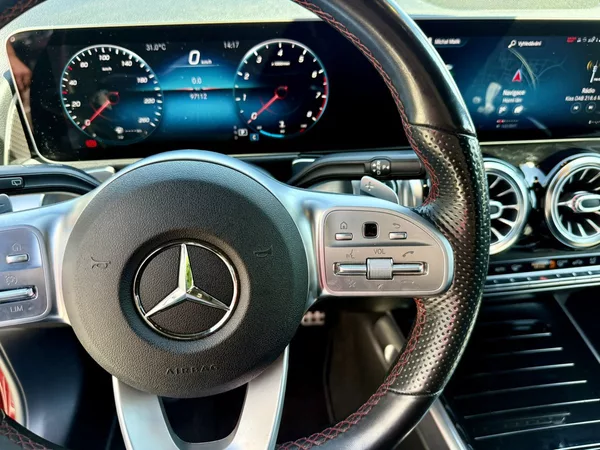 Mercedes-Benz GLB 250 4MATIC - foto 30