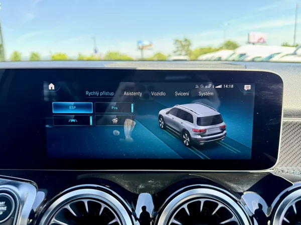 Mercedes-Benz GLB 250 4MATIC - foto 34