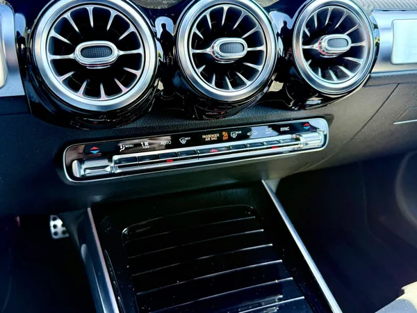 Mercedes-Benz GLB 250 4MATIC - foto 35