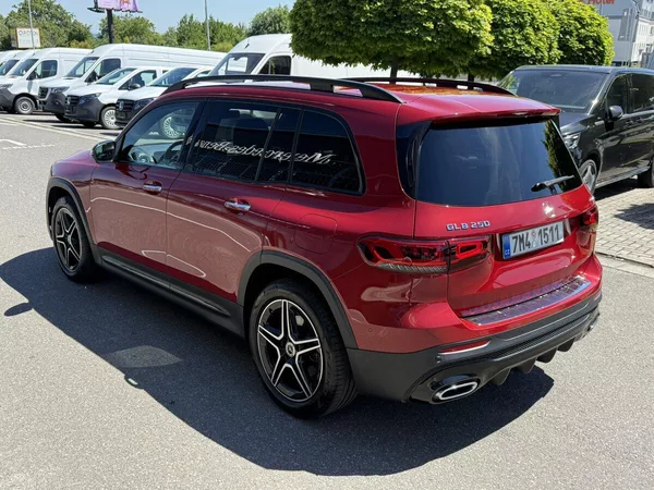 Mercedes-Benz GLB 250 4MATIC - foto 44