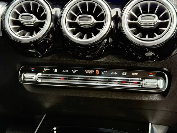 Mercedes-Benz GLB 200 - foto 21