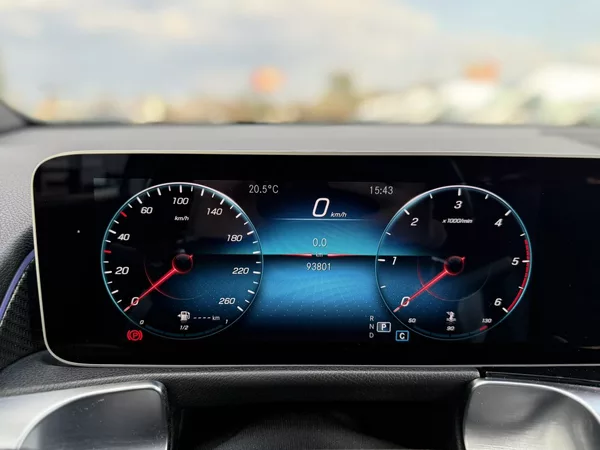 Mercedes-Benz GLB 220 d 4MATIC - foto 31