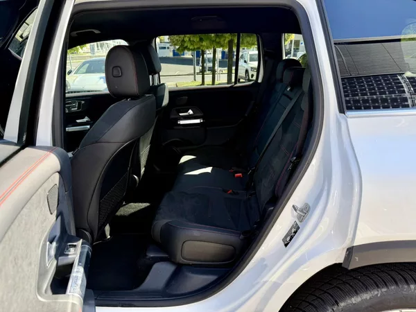 Mercedes-Benz GLB 200 d 4MATIC - foto 13