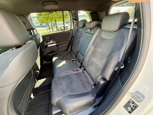 Mercedes-Benz GLB 200 d 4MATIC - foto 14