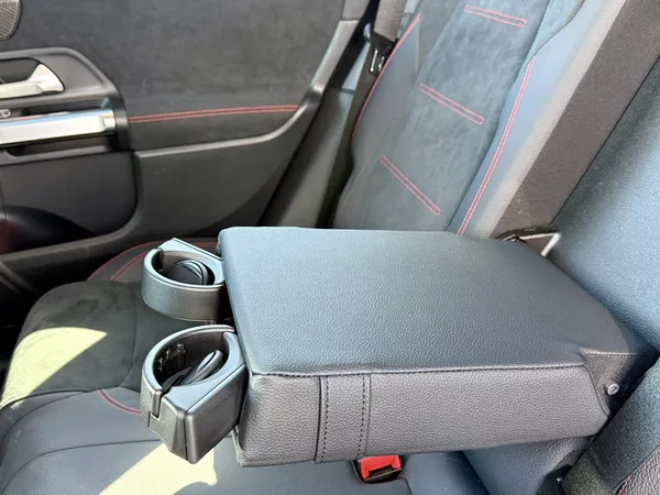Mercedes-Benz GLB 200 d 4MATIC - foto 16
