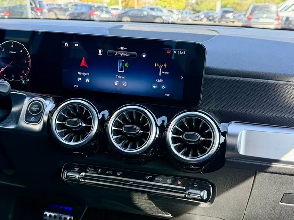 Mercedes-Benz GLB 200 d 4MATIC - foto 19