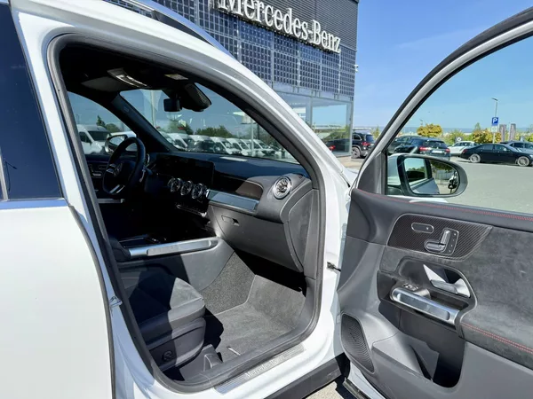 Mercedes-Benz GLB 200 d 4MATIC - foto 35