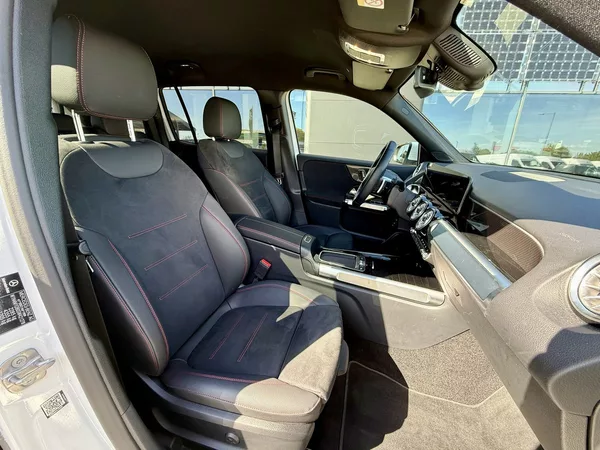 Mercedes-Benz GLB 200 d 4MATIC - foto 37