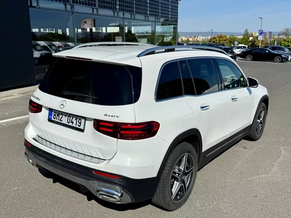 Mercedes-Benz GLB 200 d 4MATIC - foto 45