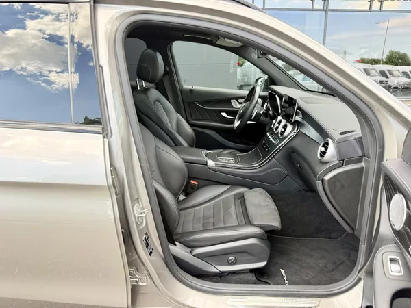 Mercedes-Benz GLC 220 d 4MATIC - foto 41