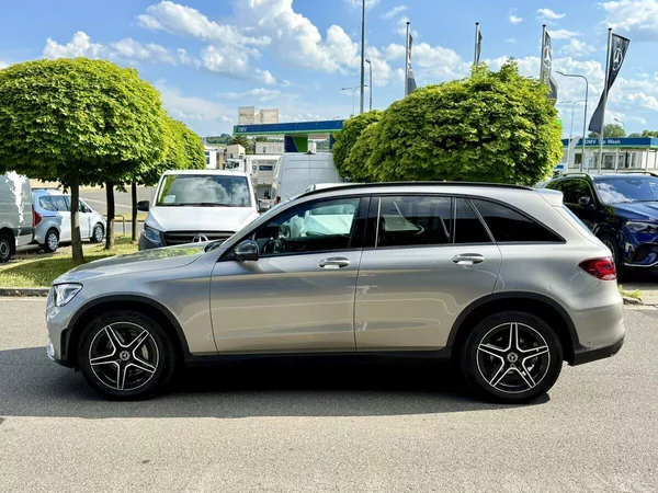 Mercedes-Benz GLC 220 d 4MATIC - foto 5