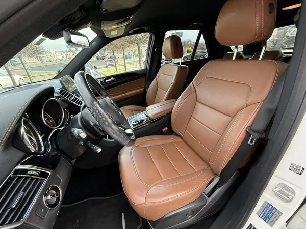 Mercedes-Benz GLE 350 d 4MATIC SUV - foto 28