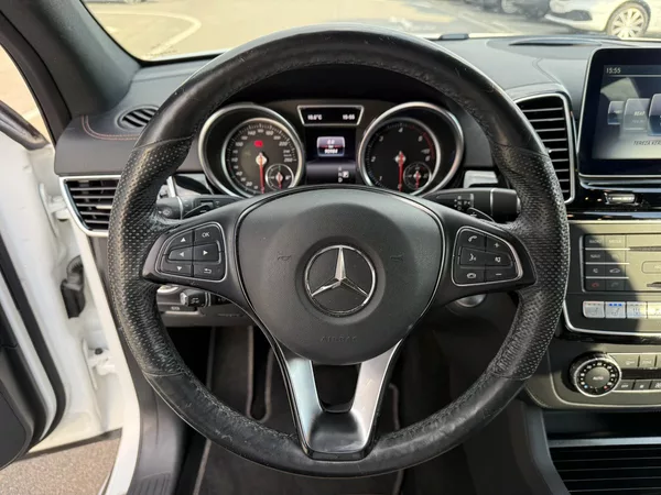 Mercedes-Benz GLE 350 d 4MATIC SUV - foto 32