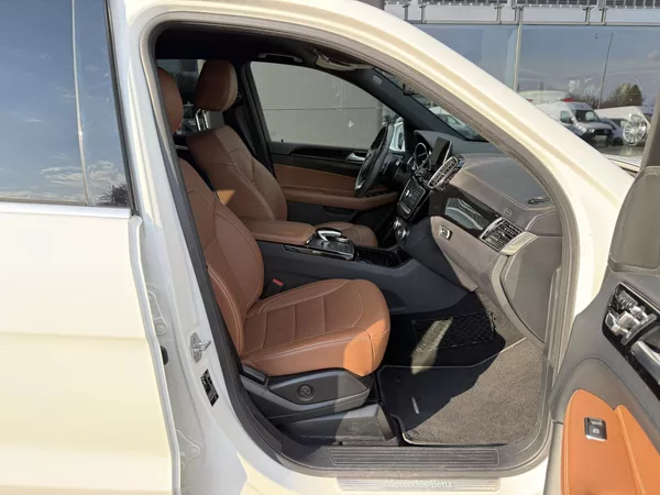 Mercedes-Benz GLE 350 d 4MATIC SUV - foto 39