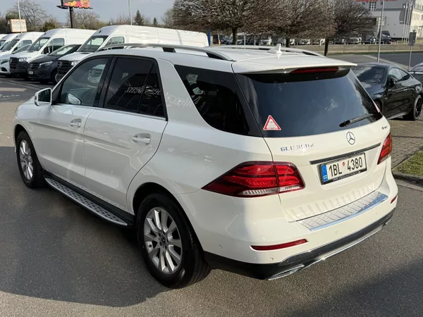Mercedes-Benz GLE 350 d 4MATIC SUV - foto 47