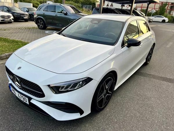 Mercedes-Benz Třídy A 180 - foto 39