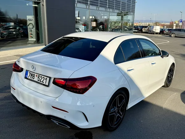 Mercedes-Benz Třídy A 180 sedan - FACELIFT - foto 11