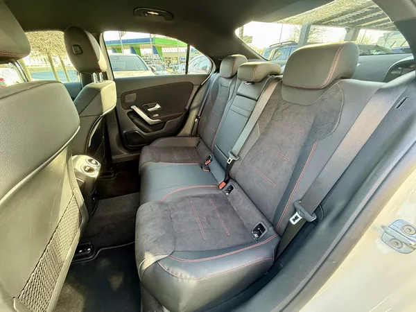 Mercedes-Benz Třídy A 180 sedan - FACELIFT - foto 15