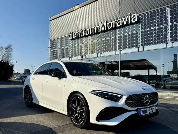 Mercedes-Benz Třídy A 180 sedan - FACELIFT - foto 2