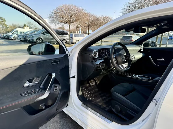 Mercedes-Benz Třídy A 180 sedan - FACELIFT - foto 23