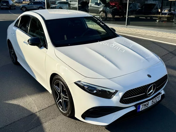 Mercedes-Benz Třídy A 180 sedan - FACELIFT - foto 37