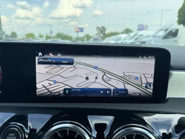 Mercedes-Benz Třídy A 200 - foto 28