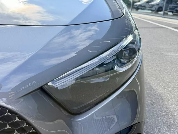 Mercedes-Benz Třídy A 200 - foto 34