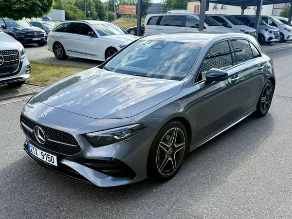 Mercedes-Benz Třídy A 200 - foto 37