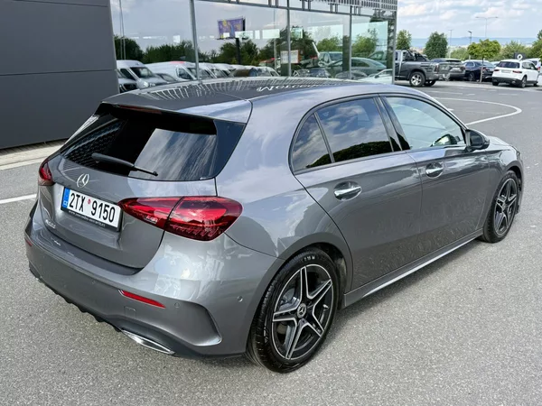 Mercedes-Benz Třídy A 200 - foto 39