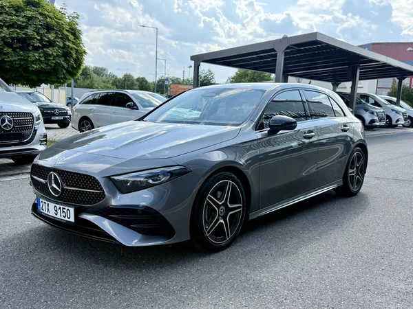 Mercedes-Benz Třídy A 200 - foto 4
