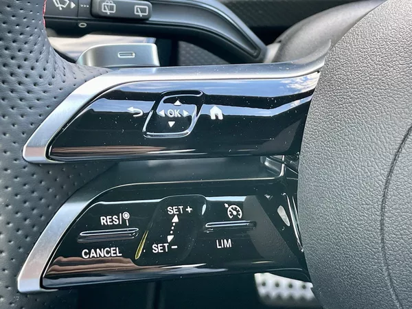 Mercedes-Benz Třídy A 180 Linie AMG - foto 19