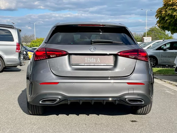 Mercedes-Benz Třídy A 180 Linie AMG - foto 4