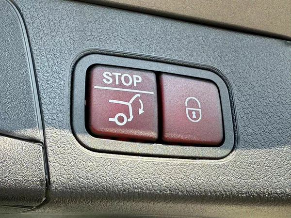 Mercedes-Benz Třídy B 180 d linie Progressive - foto 12