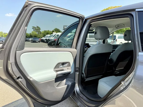Mercedes-Benz Třídy B 180 d linie Progressive - foto 13