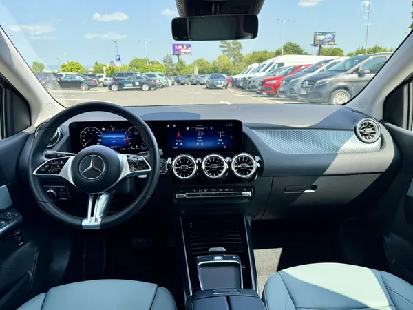 Mercedes-Benz Třídy B 180 d linie Progressive - foto 17