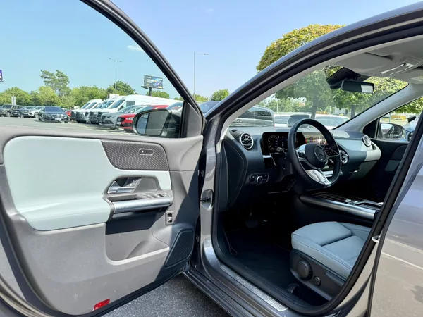Mercedes-Benz Třídy B 180 d linie Progressive - foto 22