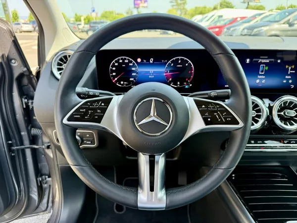 Mercedes-Benz Třídy B 180 d linie Progressive - foto 28