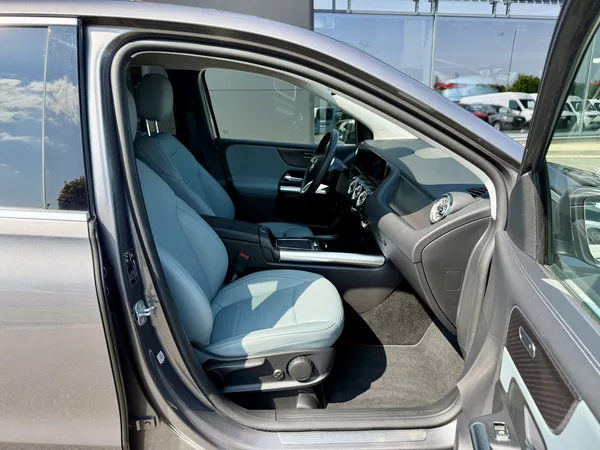 Mercedes-Benz Třídy B 180 d linie Progressive - foto 37