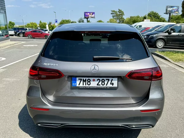 Mercedes-Benz Třídy B 180 d linie Progressive - foto 8